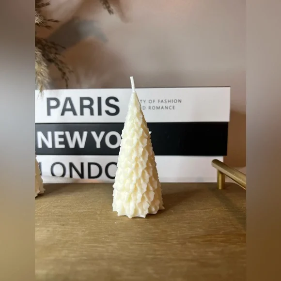 White Christmas Tree Candle Set - Picture 2 of 5